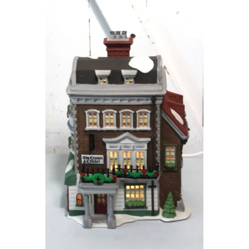 Department 56 Crown &Cricket Inn 1992 Dickens Village Series Heritage Collection